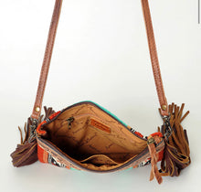 Load image into Gallery viewer, Saddle blanket bag

