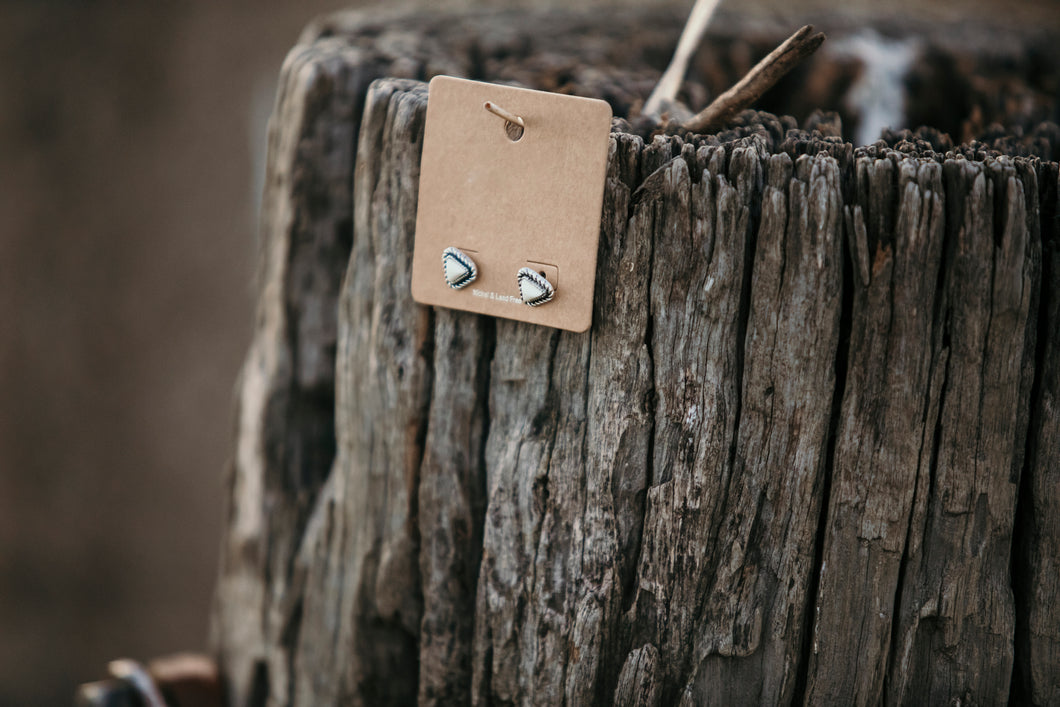 Triangle studs